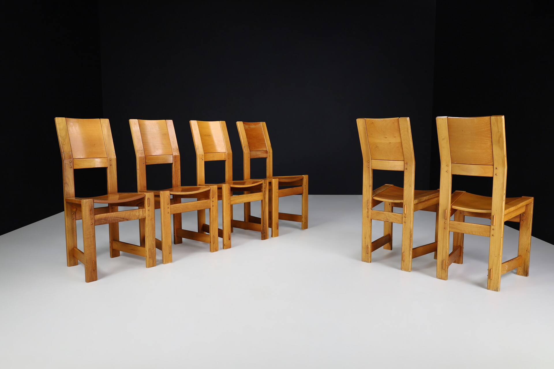 Brutalist Giuseppe Rivadossi Dining Chairs in Walnut, Italy 1970s Late-20th century