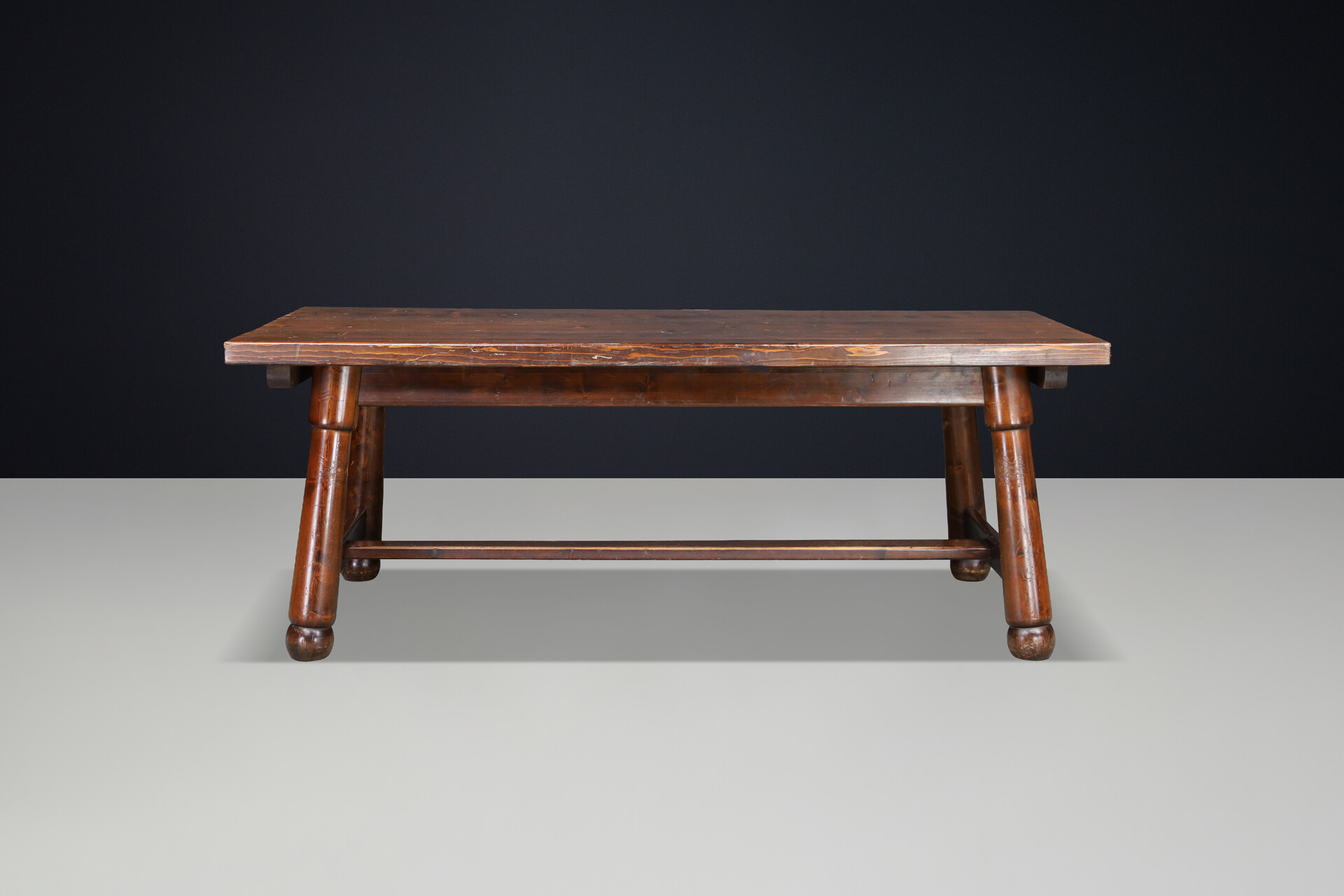 Brutalist Large french pine dining table BY MEUBLES GEORGES ROBERT, France 1950 Mid-20th century