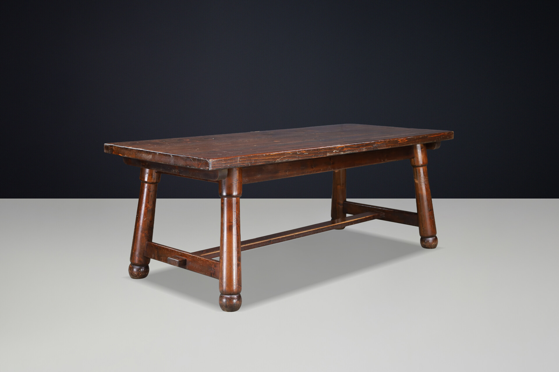 Brutalist Large french pine dining table BY MEUBLES GEORGES ROBERT, France 1950 Mid-20th century