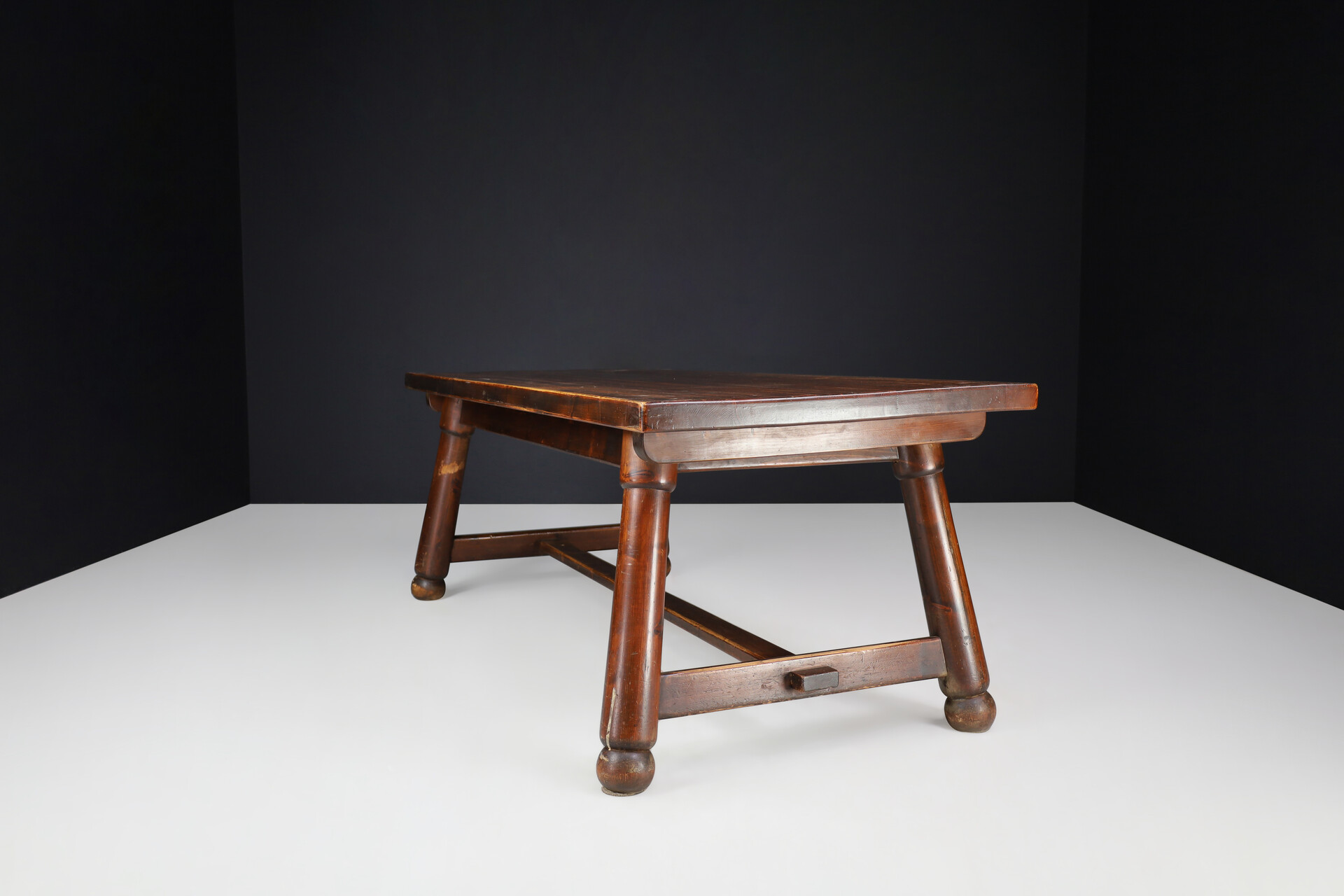 Brutalist Large french pine dining table, France 1950 Mid-20th century