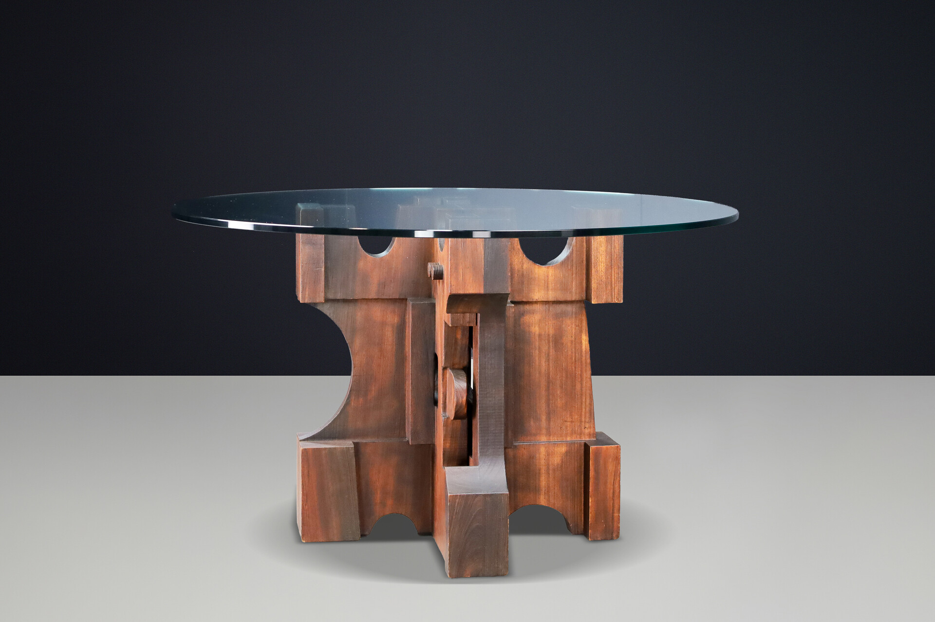 Brutalist Nerone Ceccarelli for Gruppo NP2 — Sculptural Round Dining Table, Italy, 1982 Late-20th century