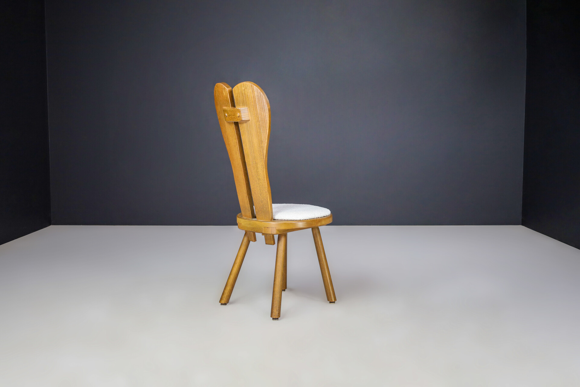 Brutalist Oak and Bouclé Dining room chairs, France 1960s Mid-20th century