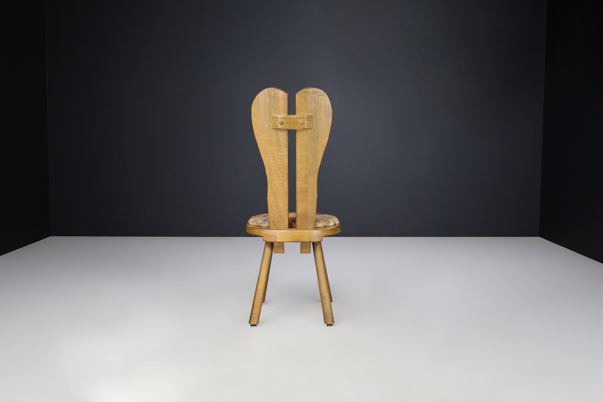 Brutalist Oak and Floral fabric Dining room chairs, France 1960s Mid-20th century