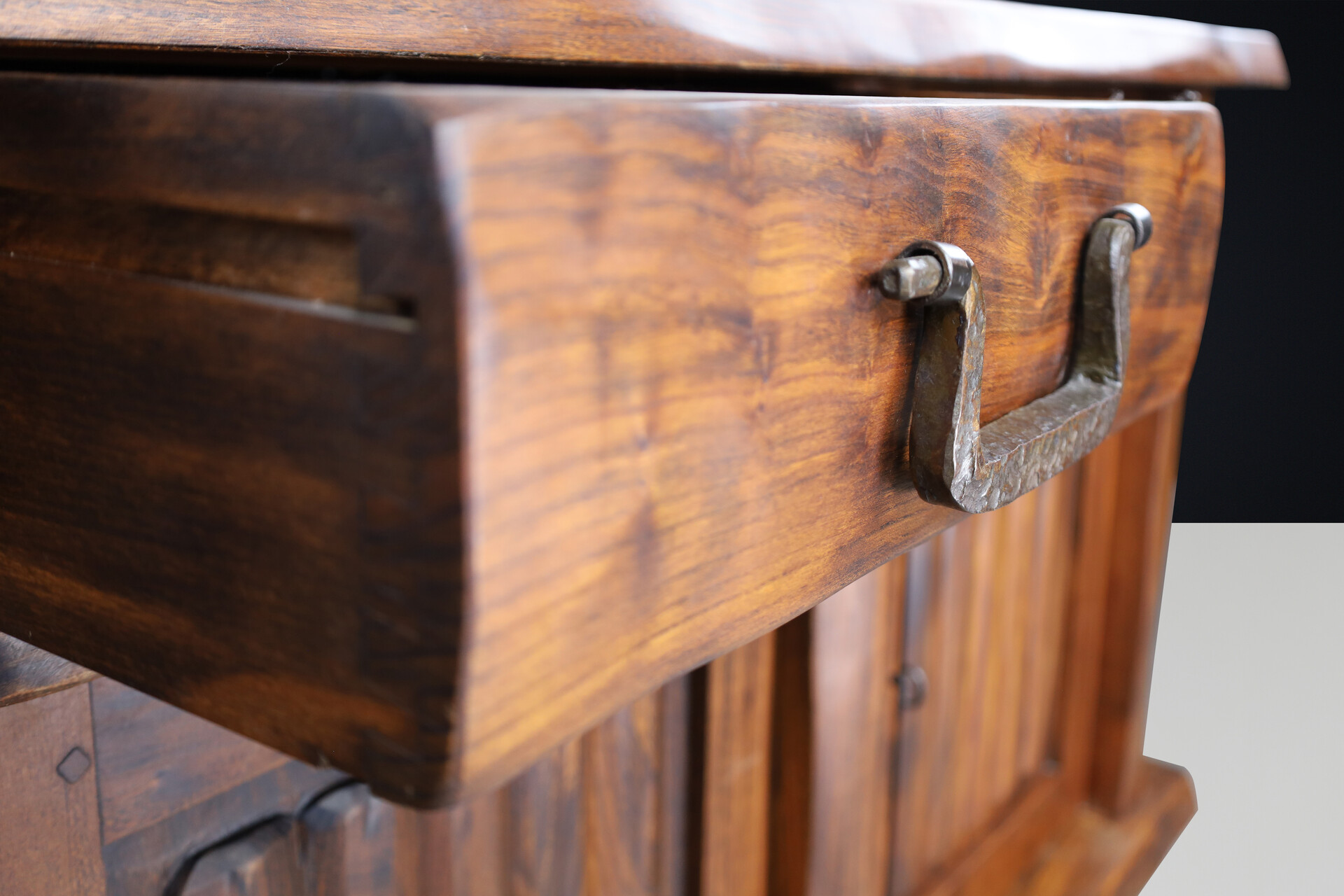 Brutalist Olavi Hanninen Elm sideboard for Mikko Nupponen, Finland, 1960s Mid-20th century