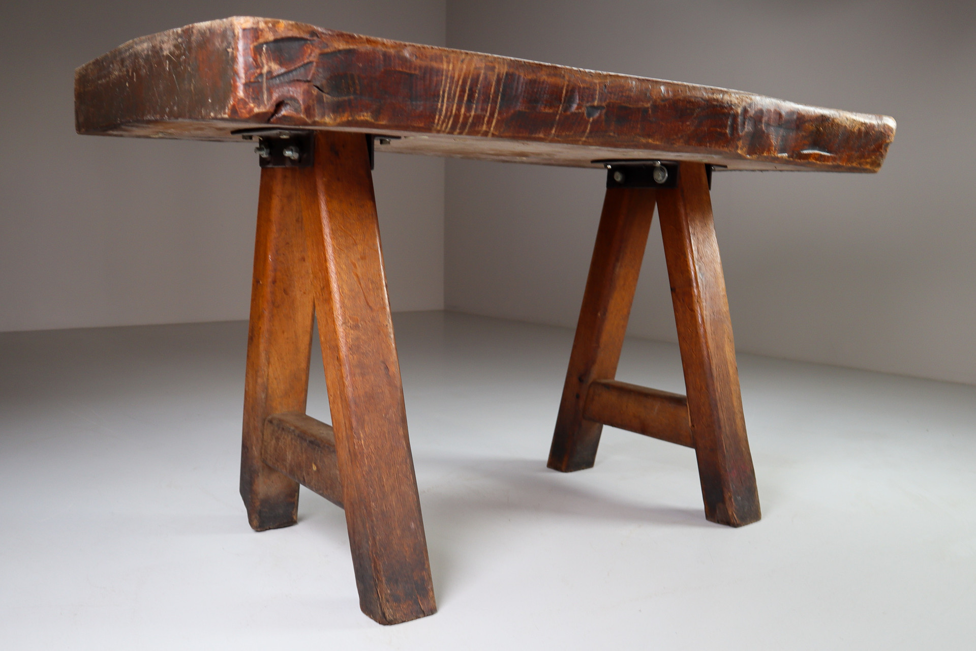 Brutalist Primitive / Brutalist Heavy Oak Ding Table / Side Table France 1960s Mid-20th Century 