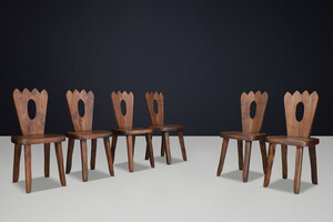 Brutalist Sculptural Olavi Hänninen “King’s Chairs” in Solid Elm, Finland, 1970 Late-20th century