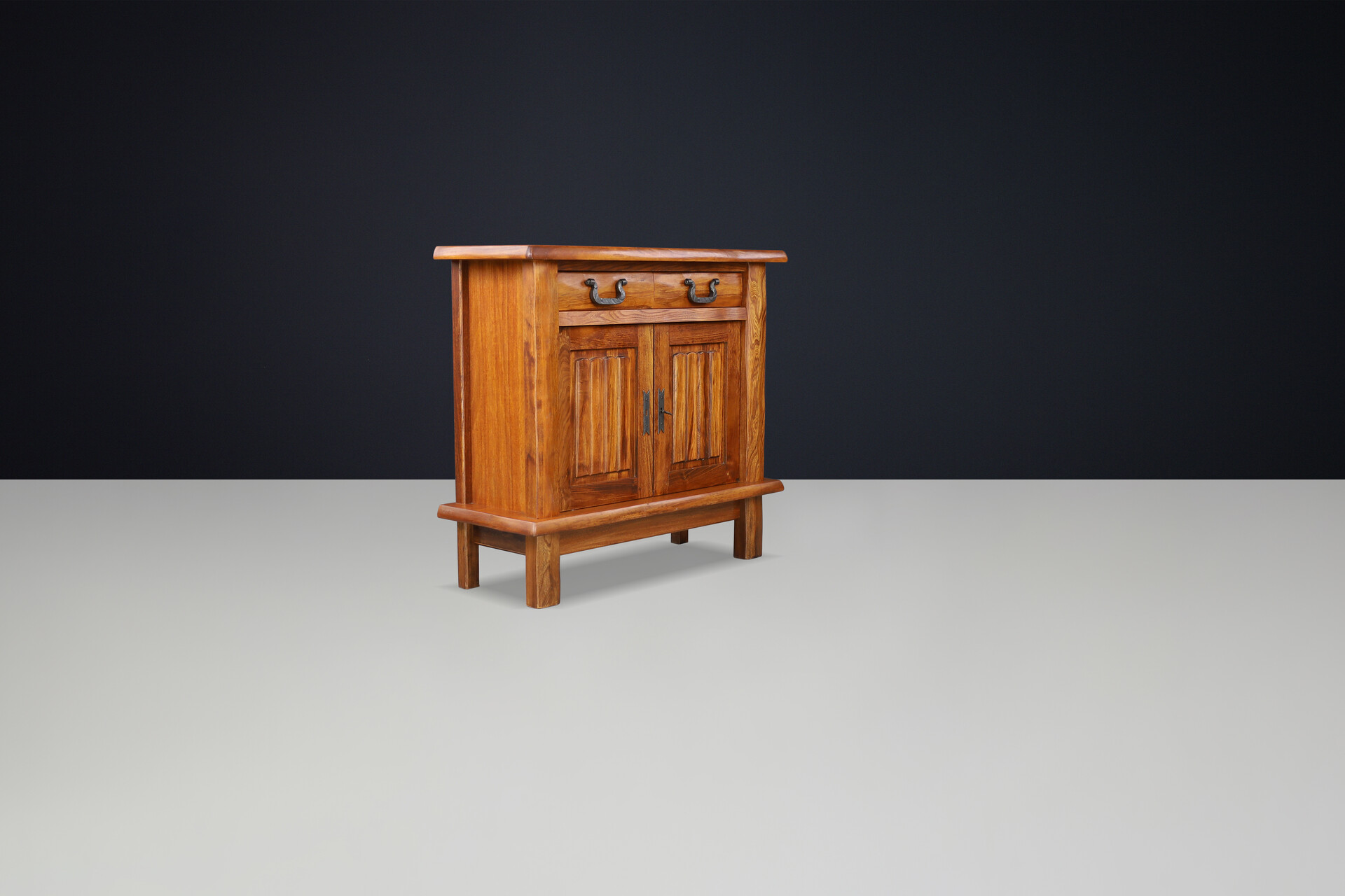 Brutalist Sideboard in Elm by Olavi Hänninen for Mikko Nupponen, Finland, 1958 Mid-20th century