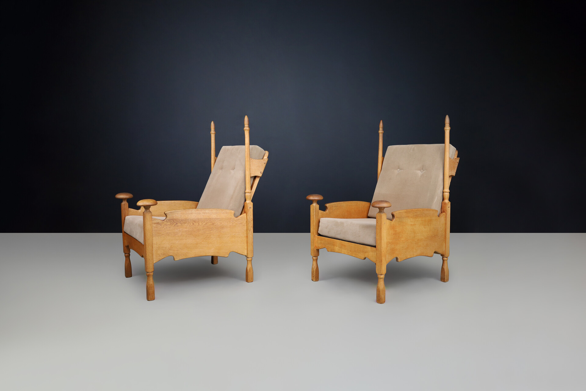 Brutalist Thron Chairs, Franne 1950s Mid-20th century