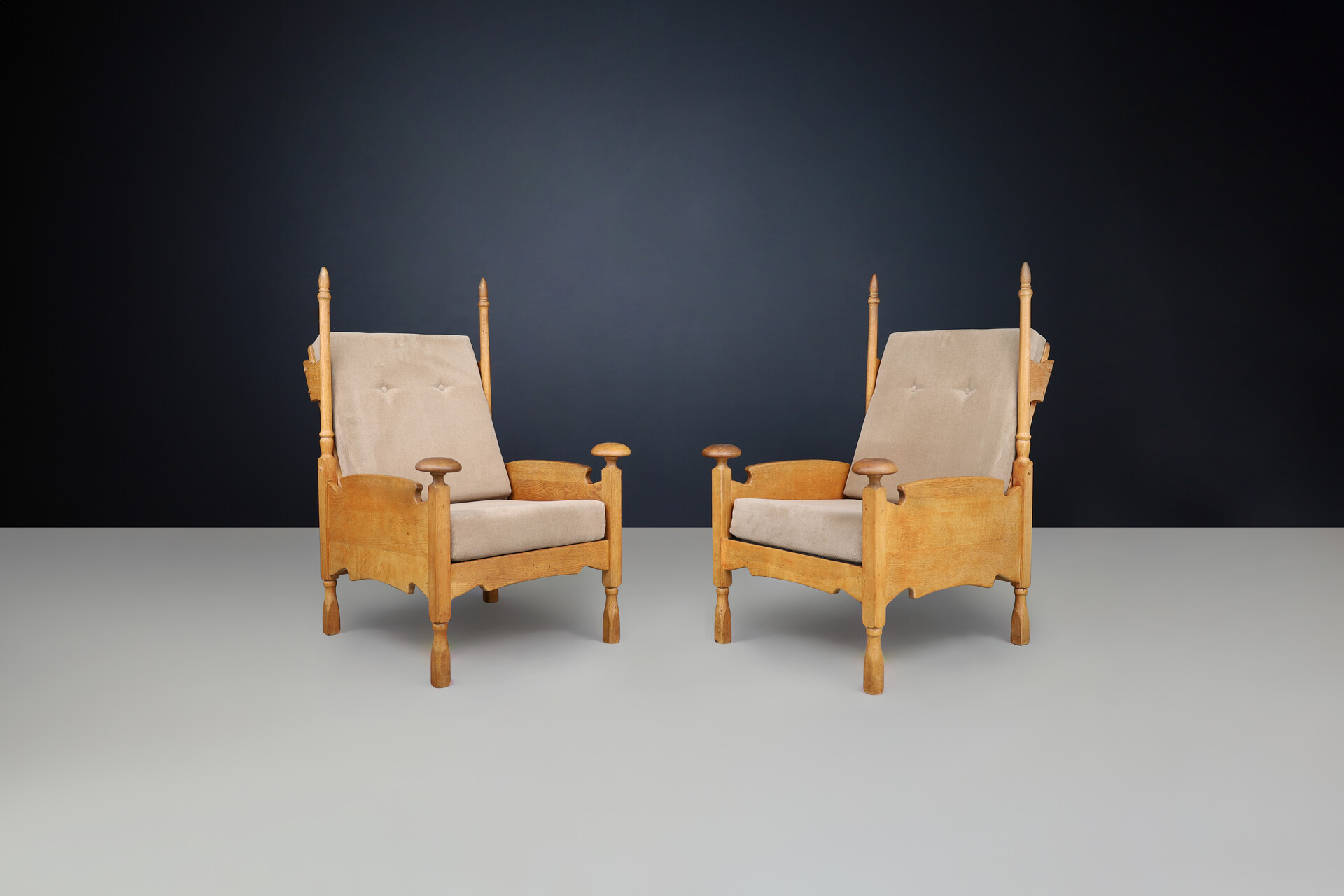 Brutalist Thron Chairs, Franne 1950s Mid-20th century