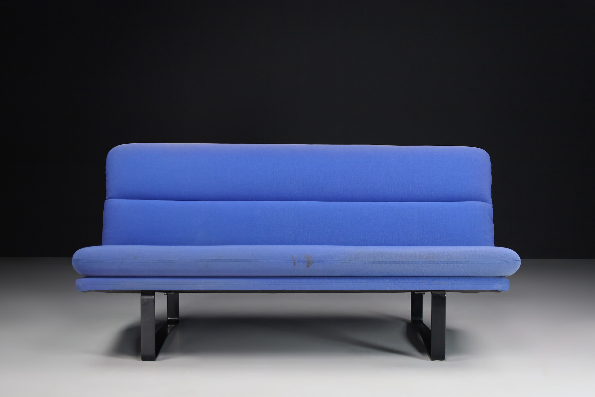 C684 Three-Seat Sofa by Kho Liang Le for Artifort, Netherlands 1968 Mid-20th century