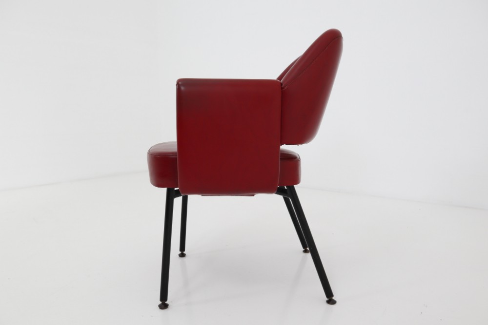 Chair model 