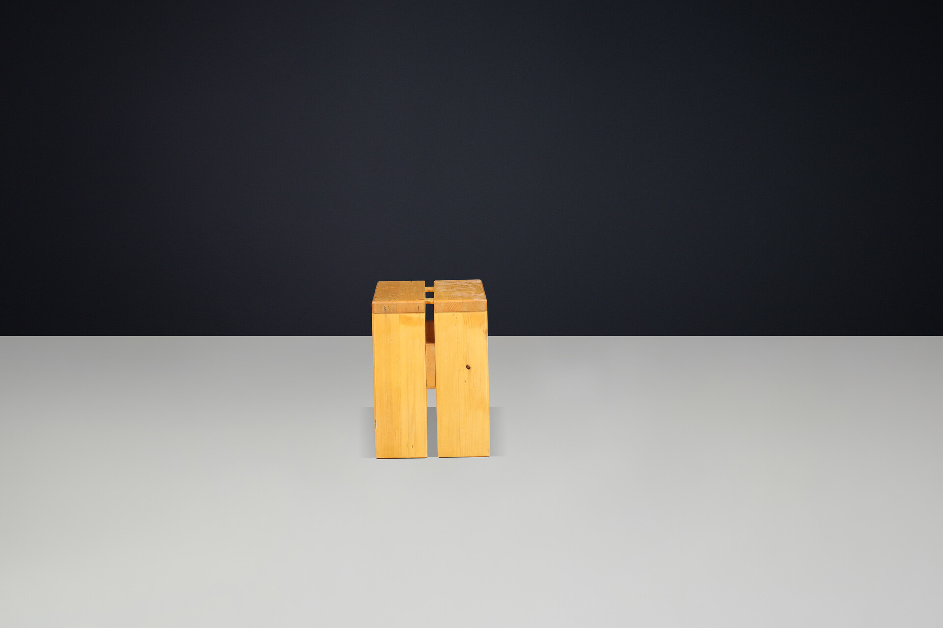 Charlotte Perriand Mid-Century Pine Stool, Les Arcs Ski Resort, 1960s Mid-20th century