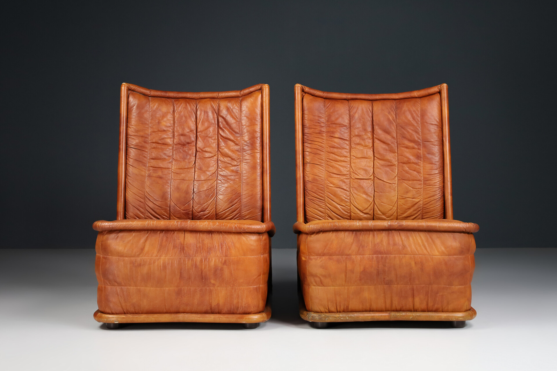 Cognac Leather Lounge Chairs, Italy 1970 Mid-20th century
