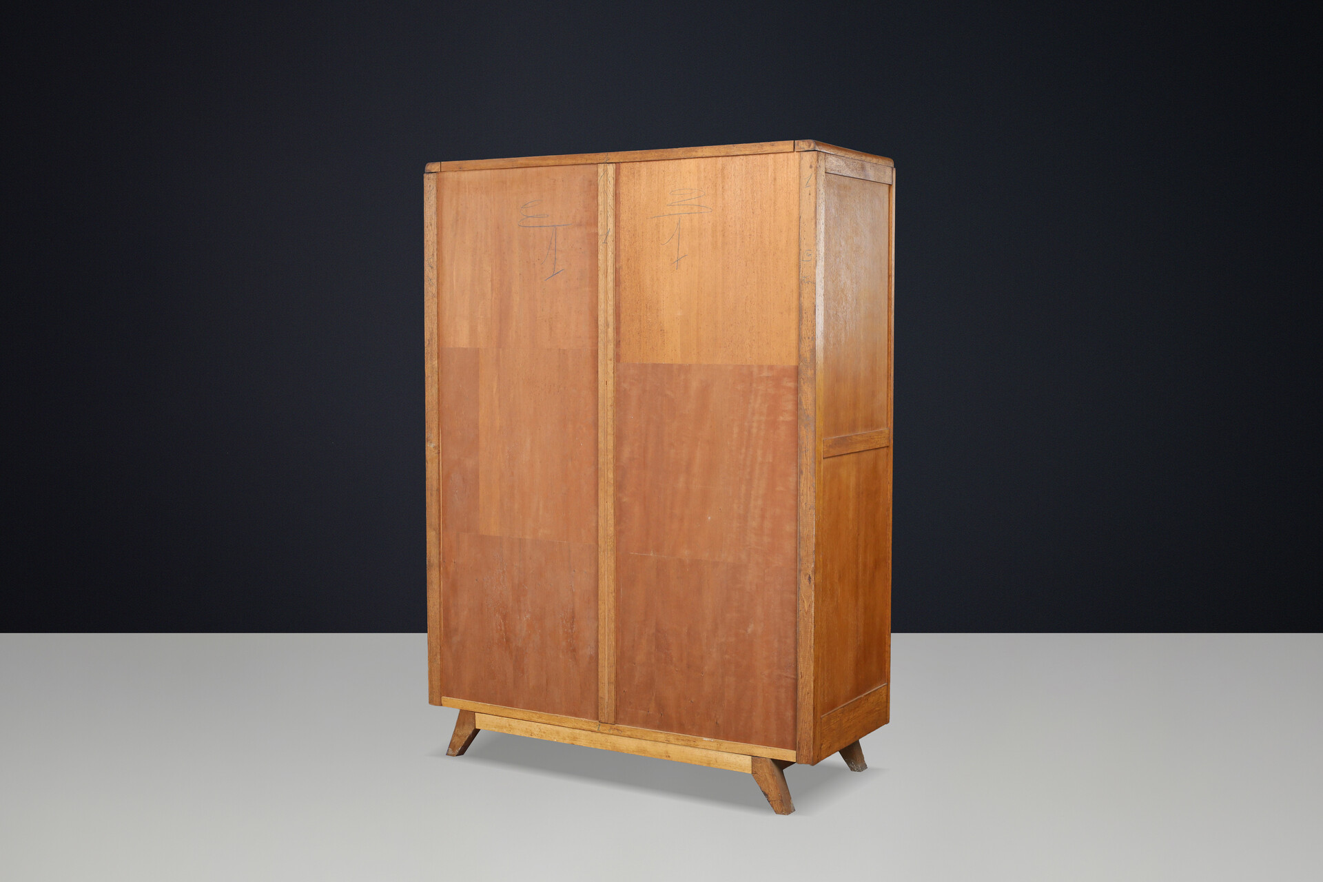 Demountable French Blond Oak Wardrobe with Diamond Pattern Doors, 1950s Mid-20th century
