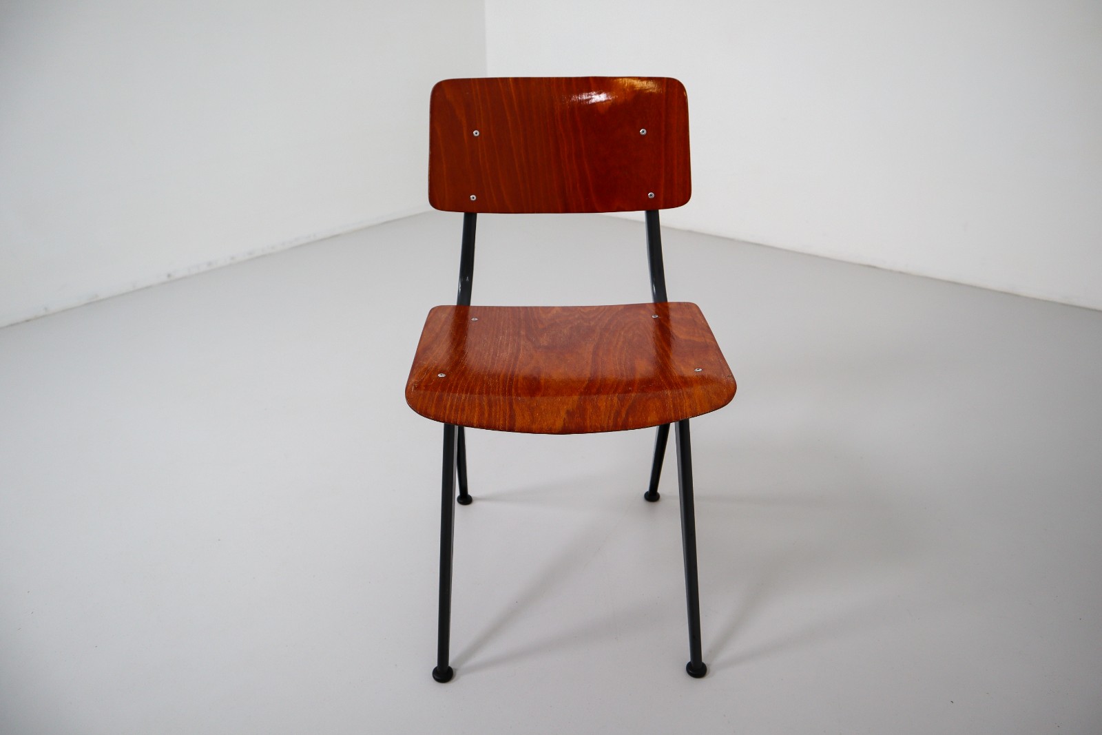 Dutch School chair Friso Kramer Style 1960s Mid-20th century