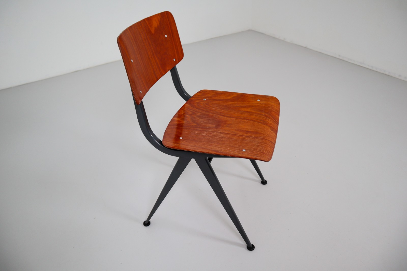 Dutch School chair Friso Kramer Style 1960s Mid-20th century