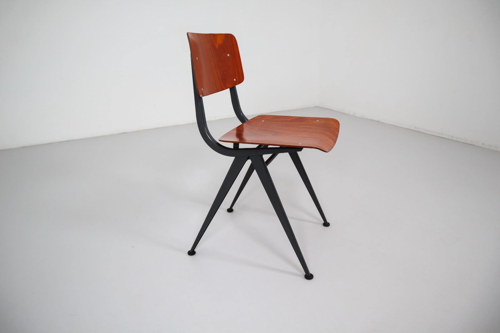 Dutch School chair Friso Kramer Style 1960s Mid-20th century