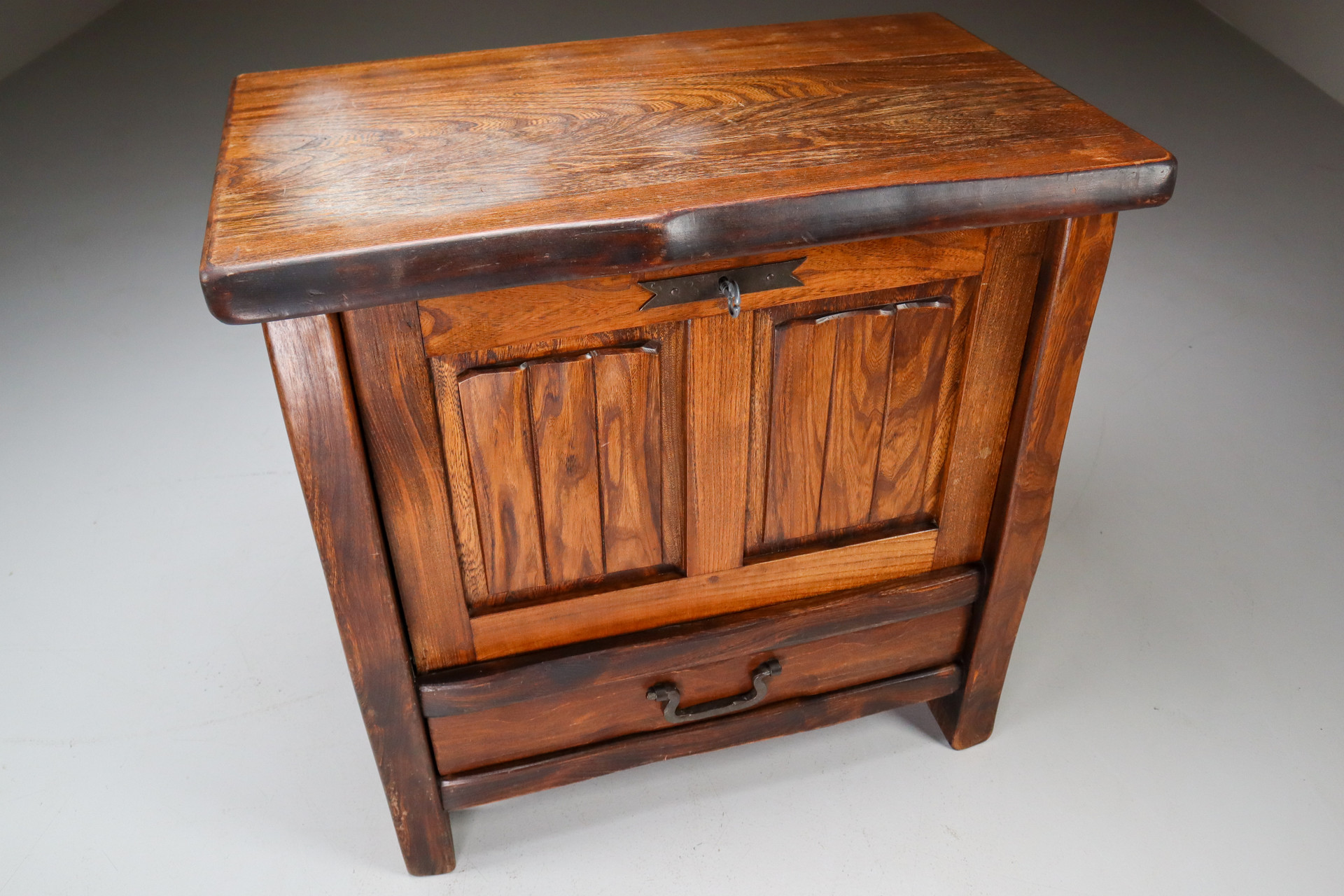 Elm cabinet by Olavi Hanninen, 1960s Mid-20th century