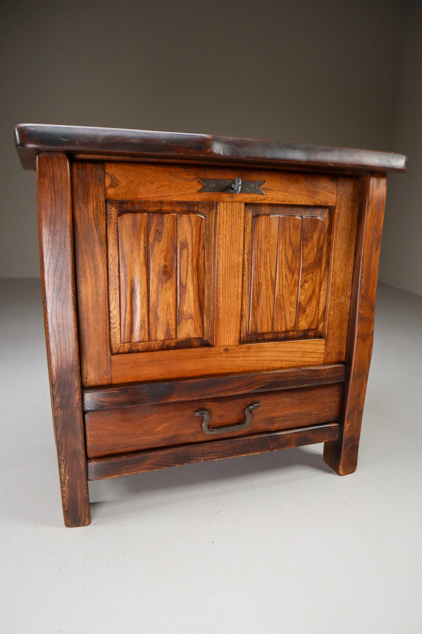 Elm cabinet by Olavi Hanninen, 1960s Mid-20th century