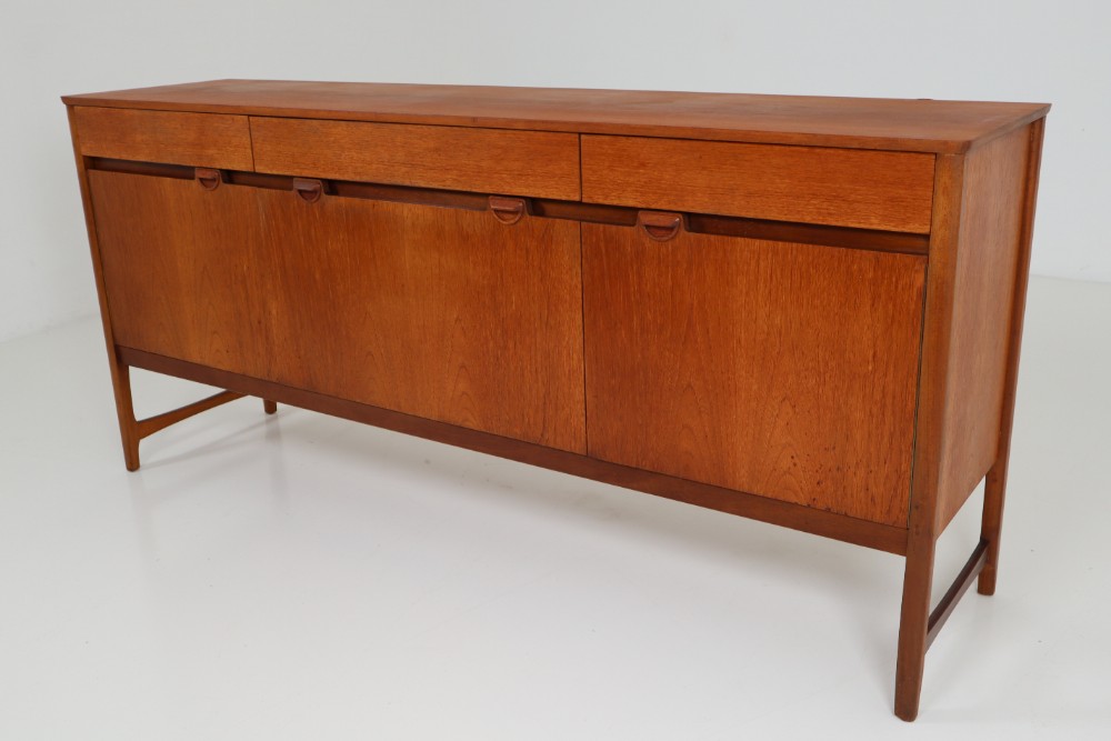 English Mid-Century Modern large Teak Sideboard, Stamped Nathan, 1960s Mid-20th century