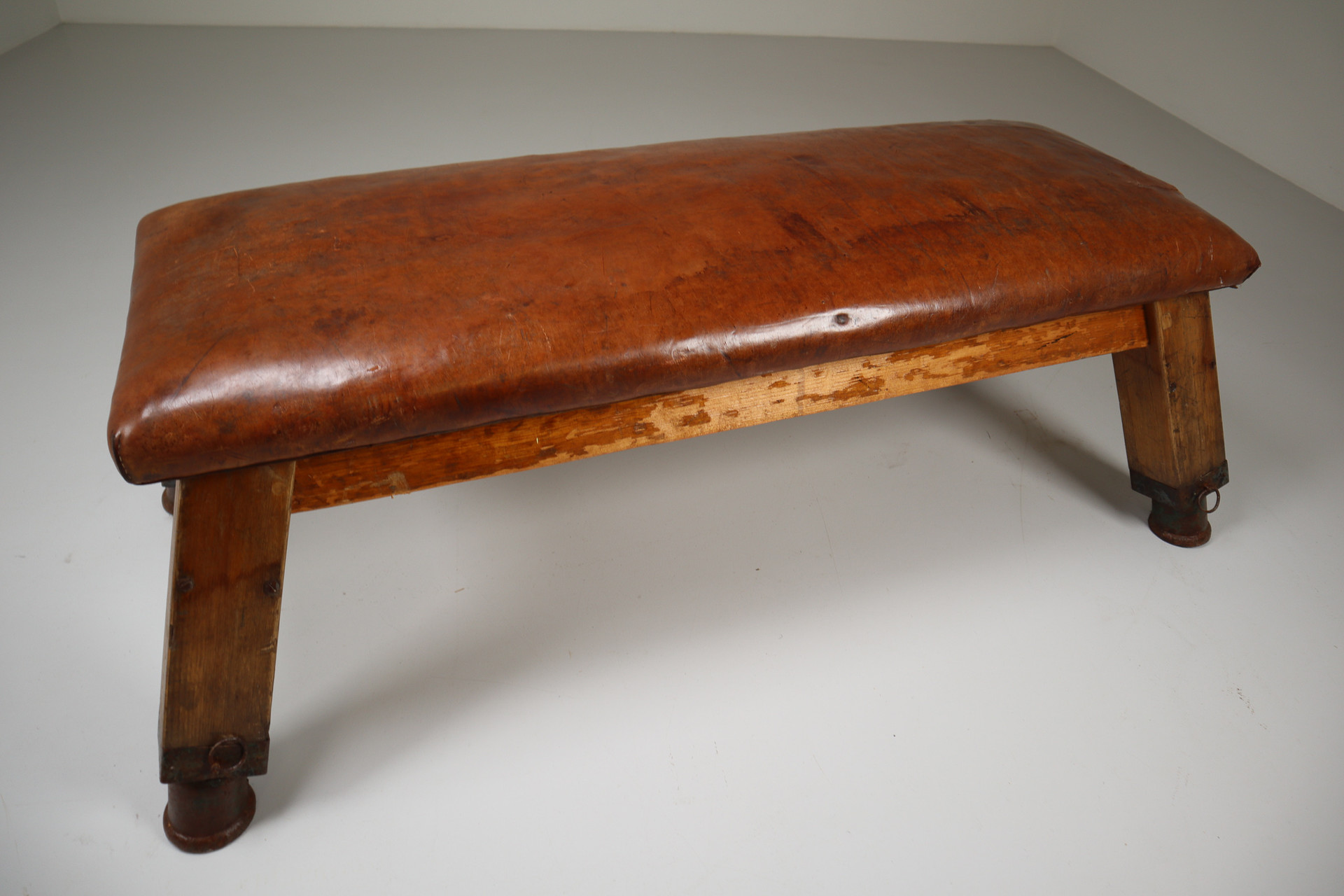 European Vintage Patinated Leather Gym Bench Or Table, Circa 1950s Early-20th century