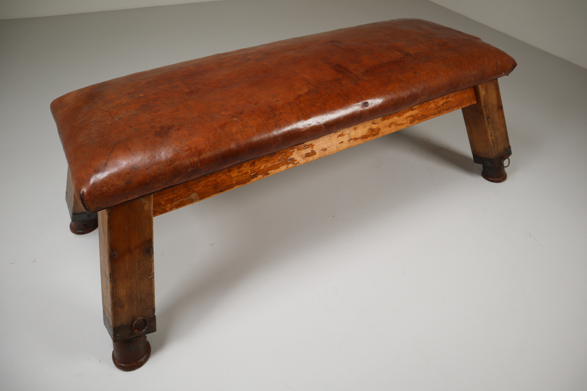 European Vintage Patinated Leather Gym Bench Or Table, Circa 1950s Early-20th century