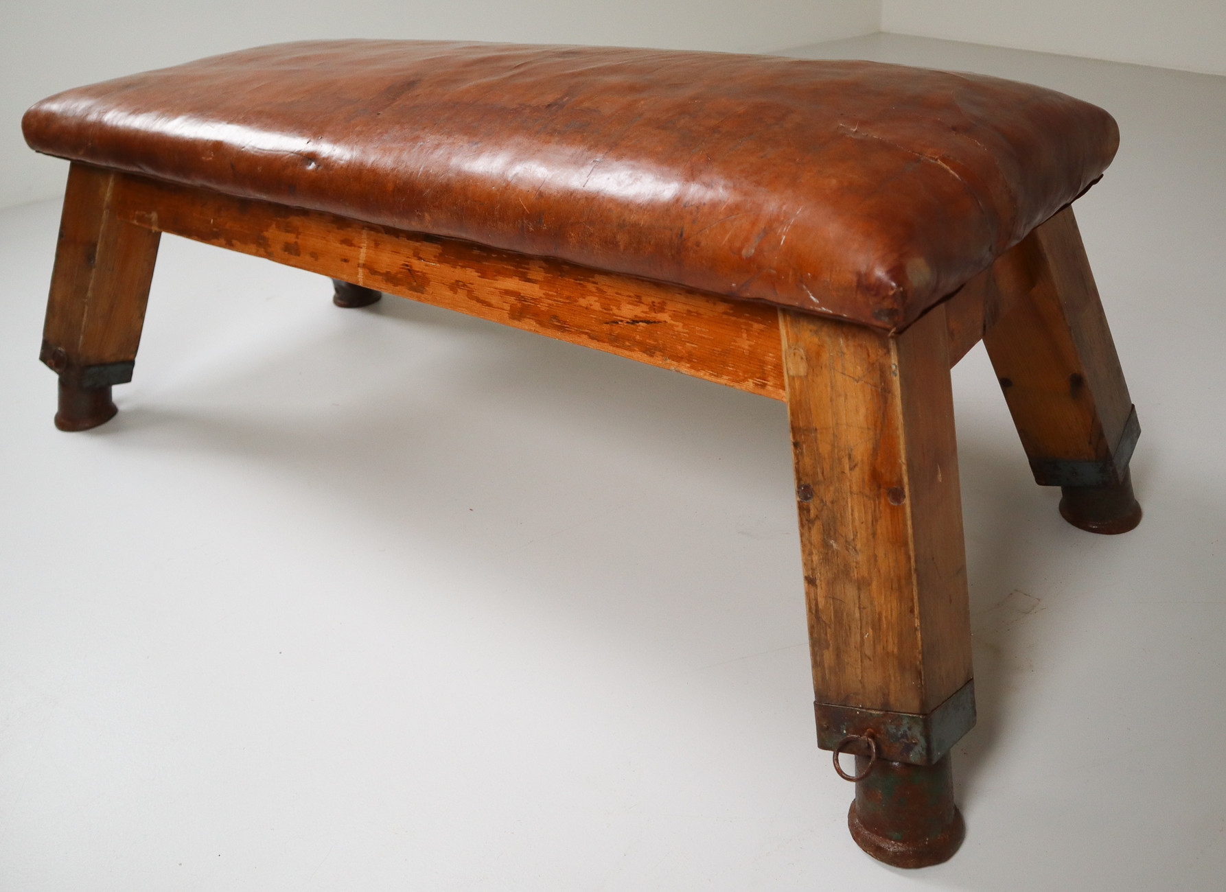 European Vintage Patinated Leather Gym Bench Or Table, Circa 1950s Early-20th century