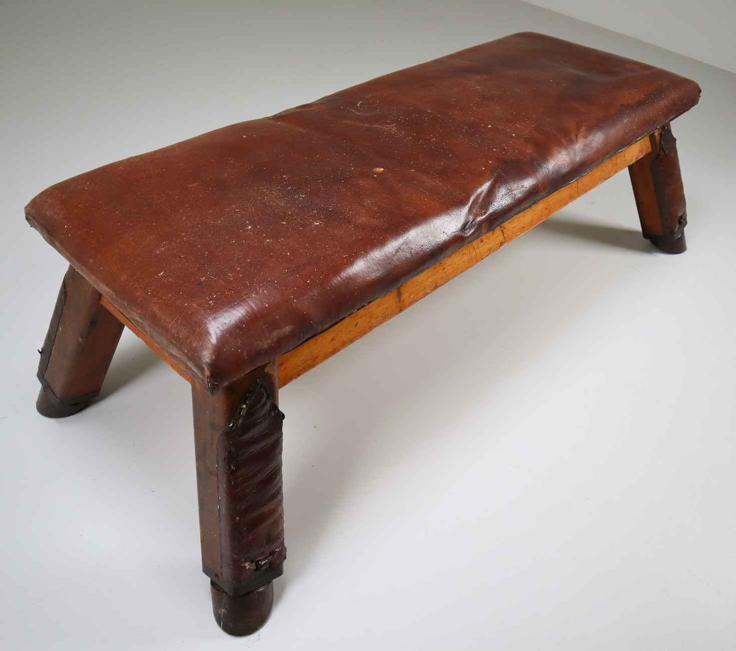 European Vintage Patinated Leather Gym Bench or Table, circa 1950s Mid-20th century