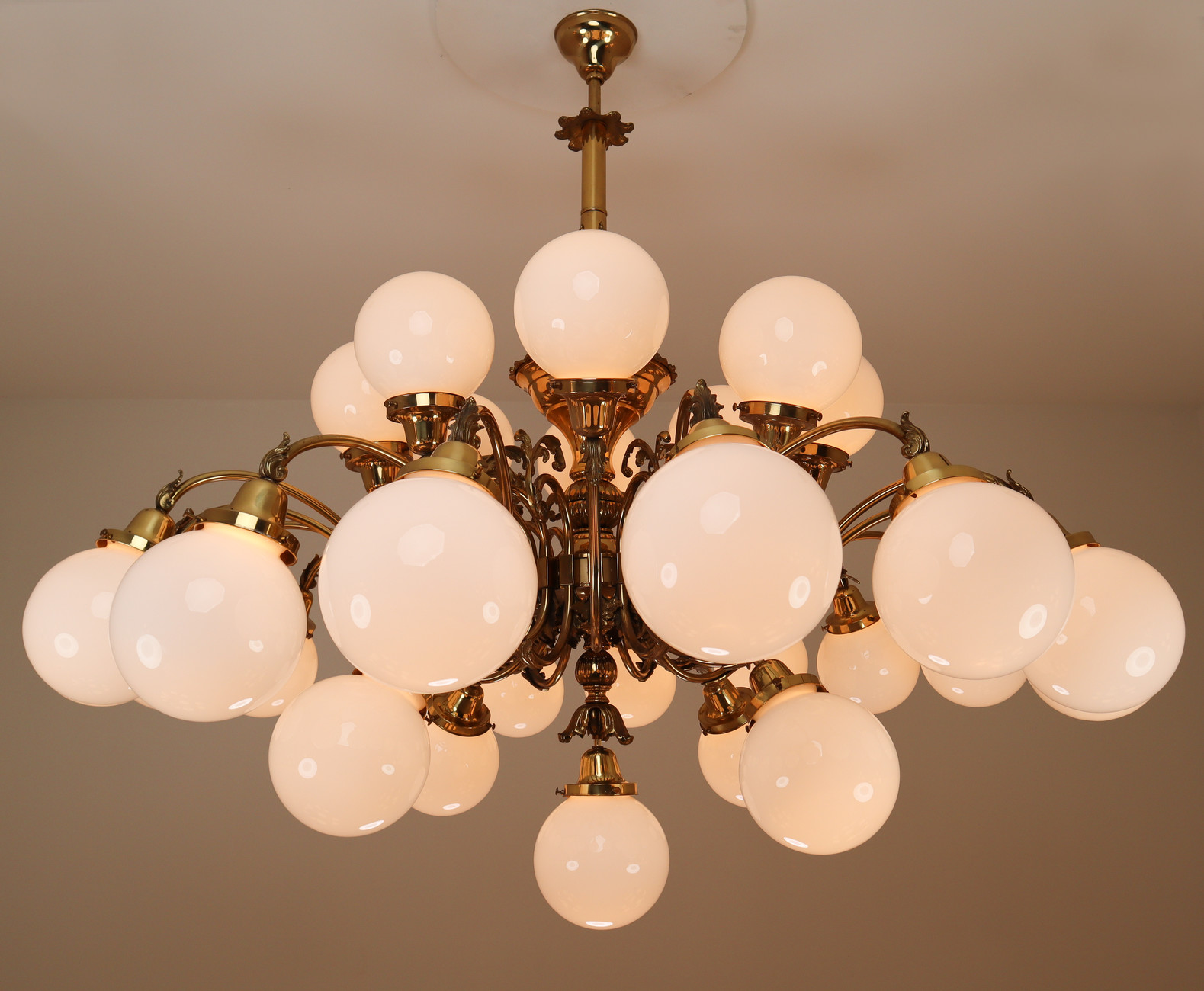Extra Large brass Chandelier Praque Early-20th century