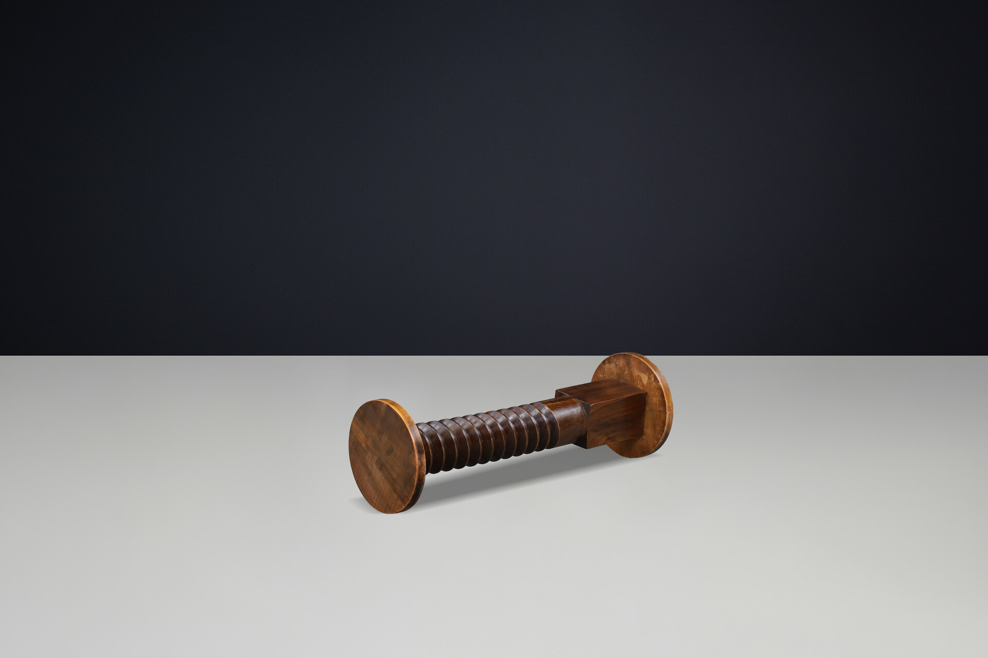 French Hand-Carved Spiral Wooden Pedestal with Original Patina, 1940s Early-20th century