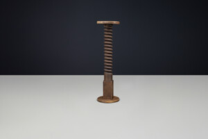 French Hand-Carved Spiral Wooden Pedestal with Original Patina, 1940s Early-20th century