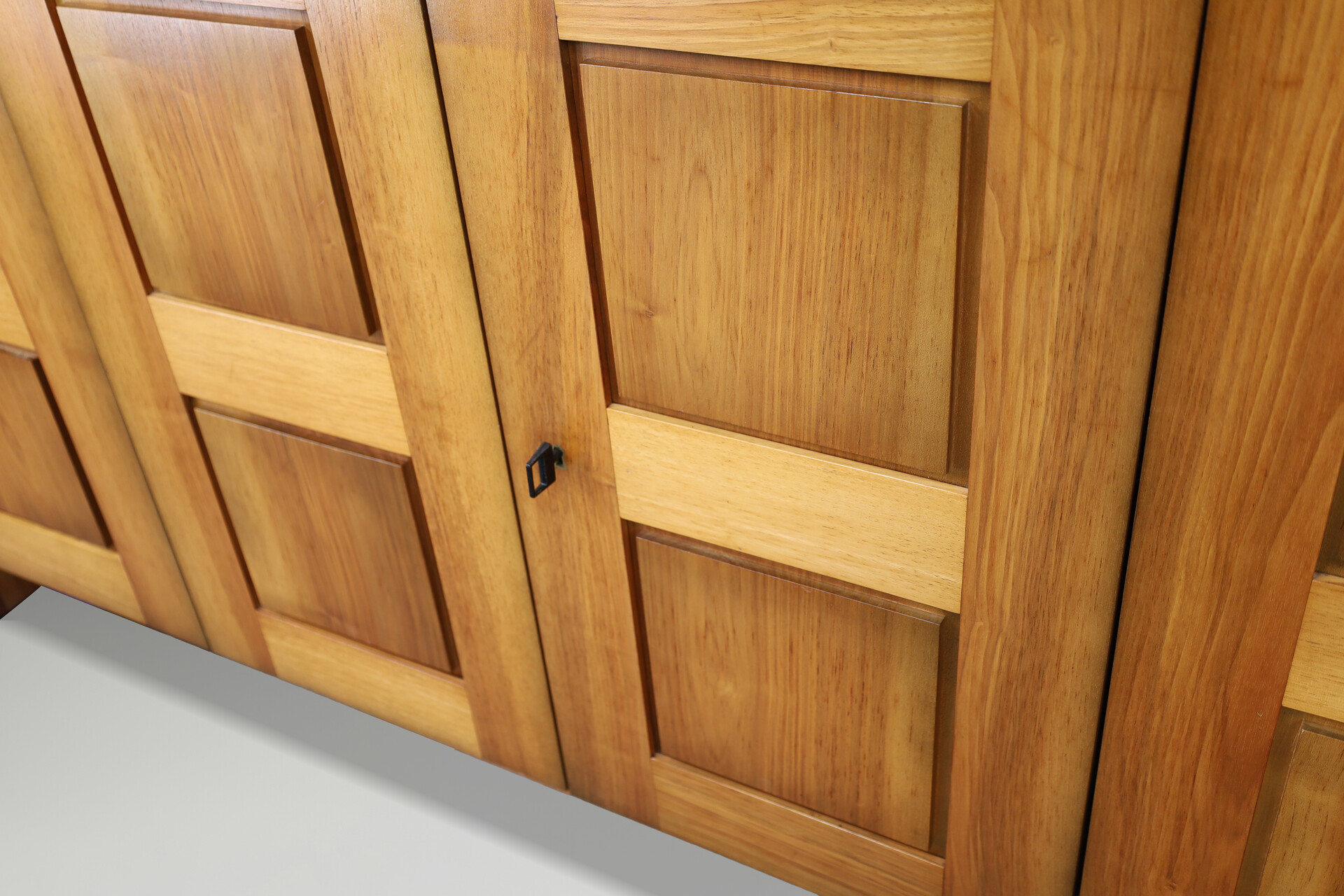 French Walnut Sideboard / Enfilade, Modernist Architectural Design, 1960s Mid-20th century