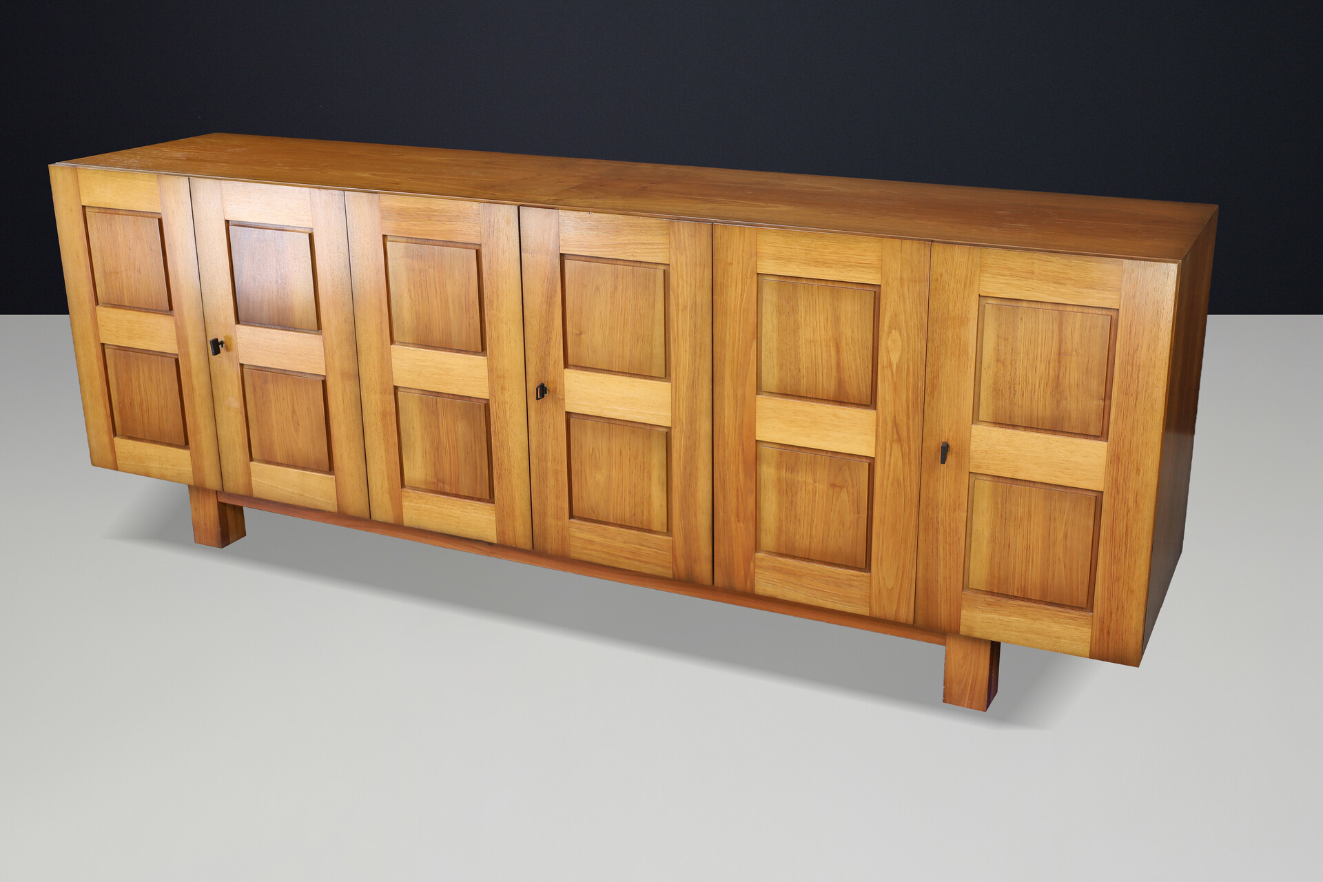 French Walnut Sideboard / Enfilade, Modernist Architectural Design, 1960s Mid-20th century
