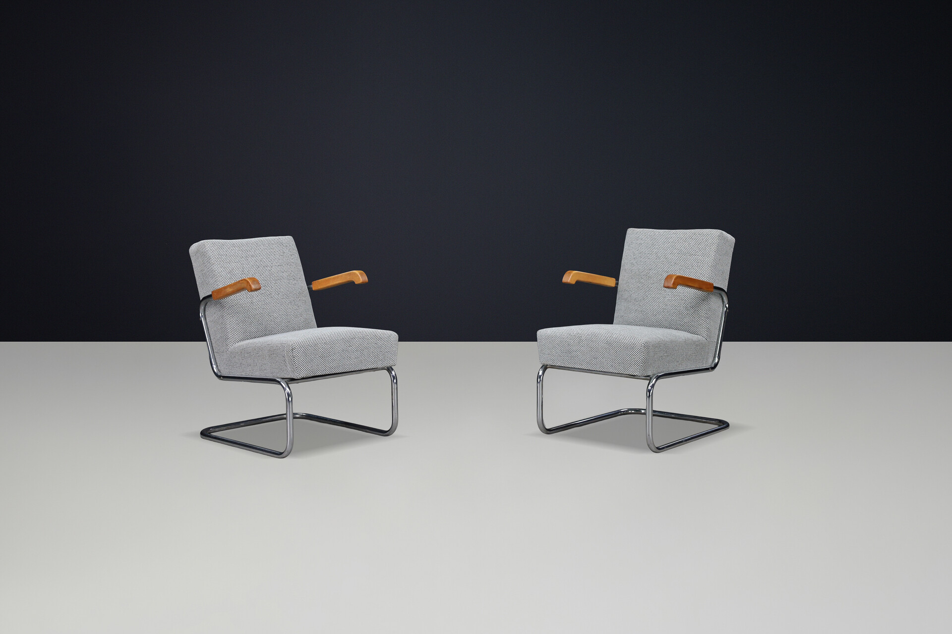 Functionalist Cantilever Armchairs with Wooden Armrests, Cz 1930 Early-20th century