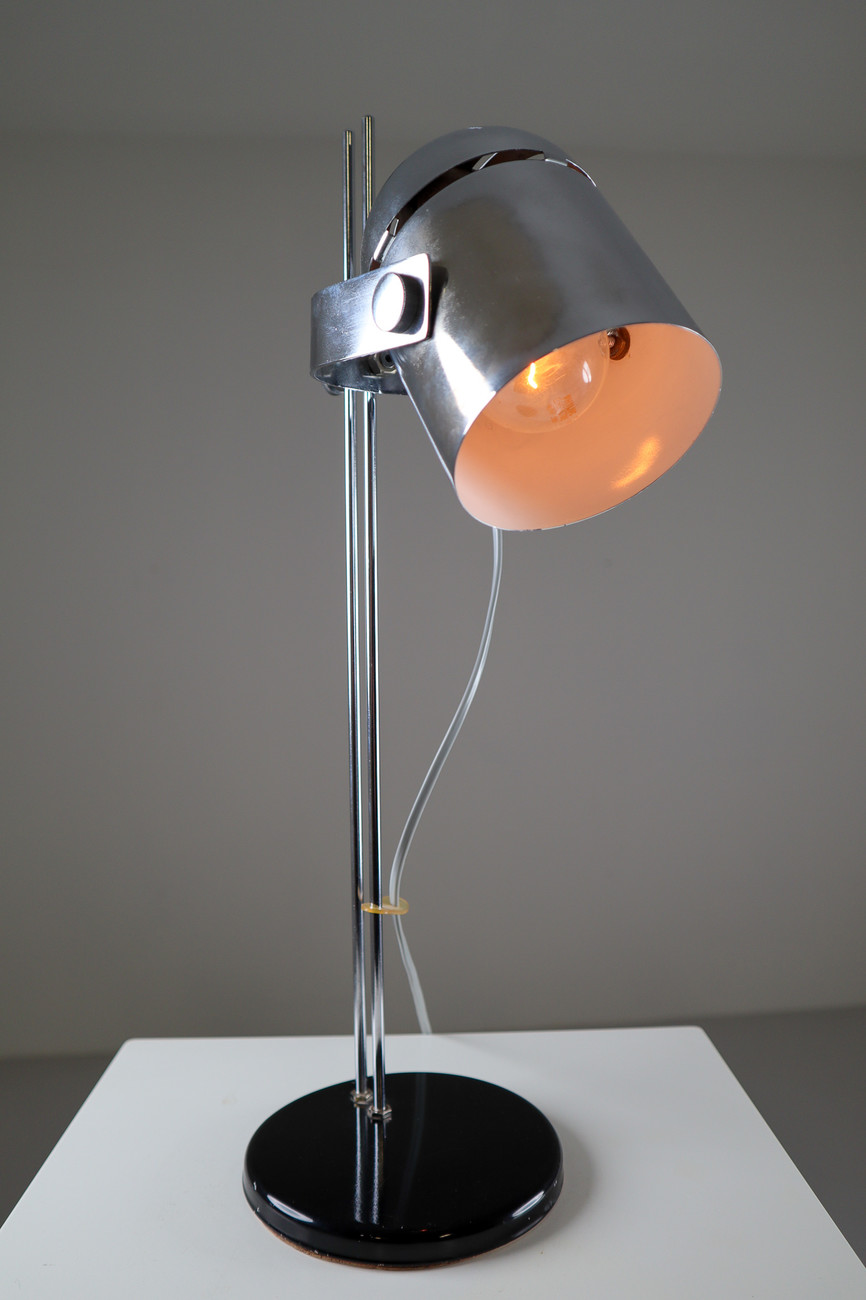 German Steel Adjustable Height Desk Lamp, circa 1970s 