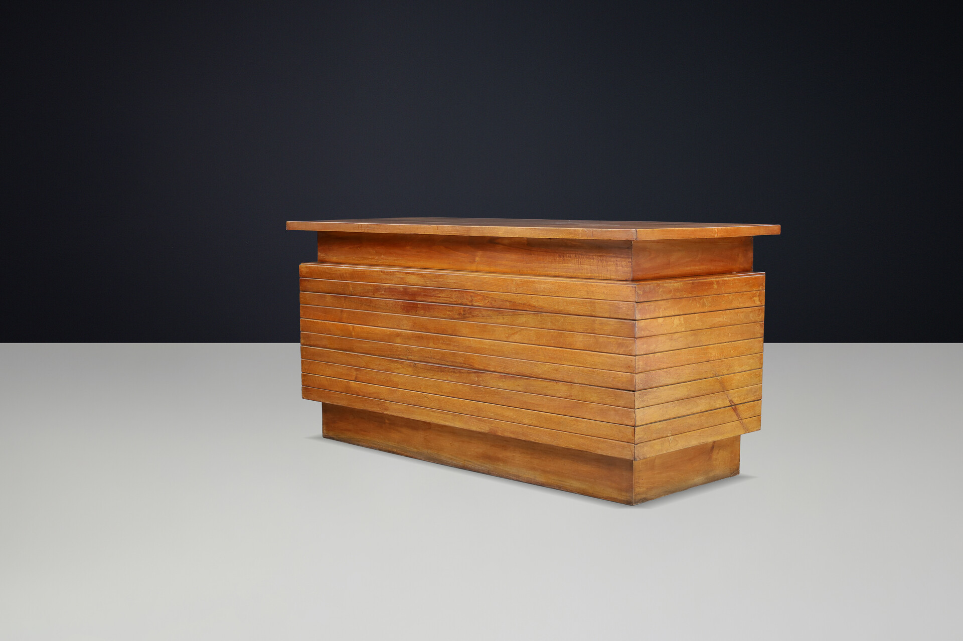 Giovanni Michelucci Patinated Oak pedestal desk, Italy 1930s Early-20th century