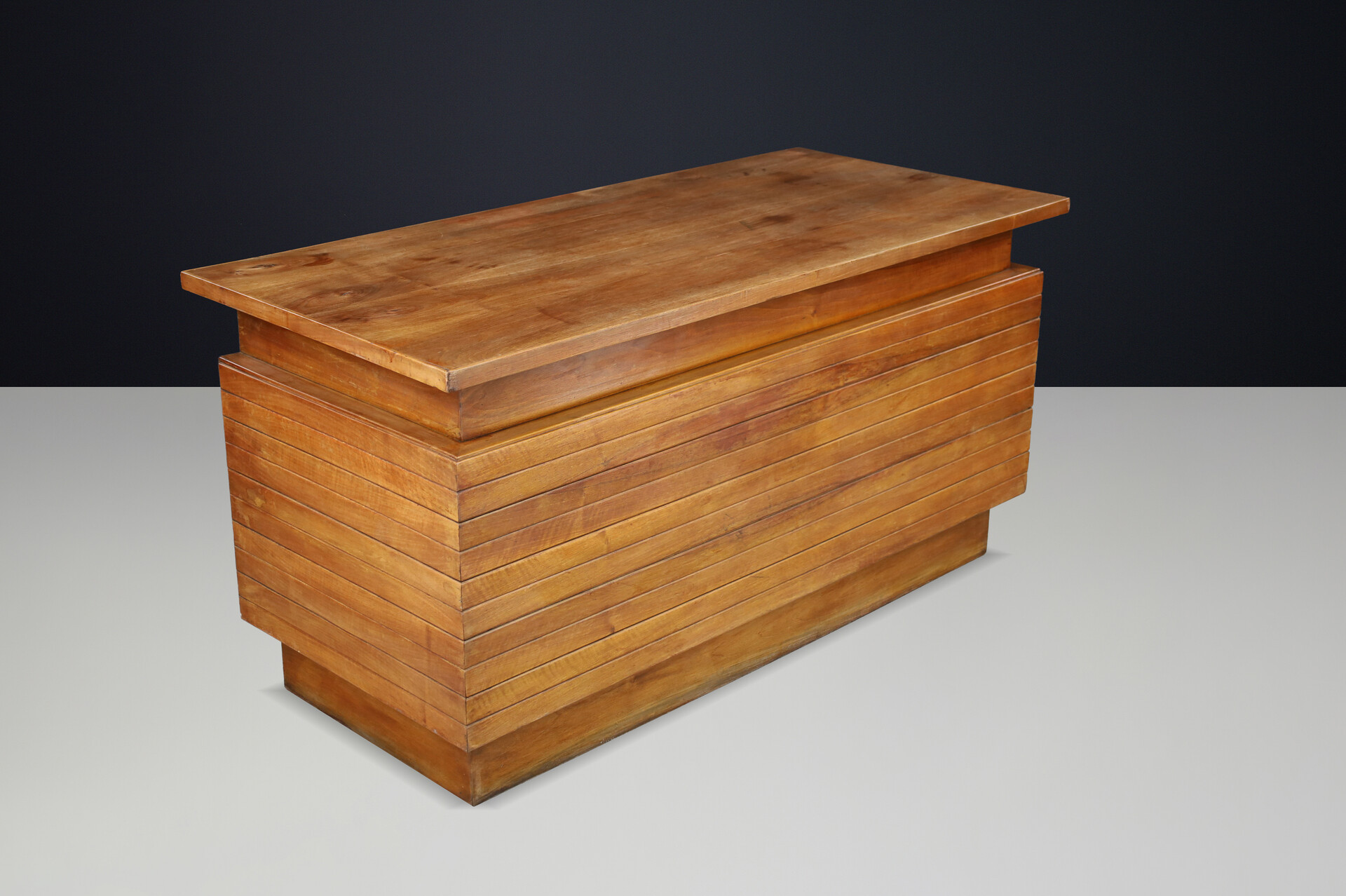 Giovanni Michelucci Patinated Oak pedestal desk, Italy 1930s Early-20th century