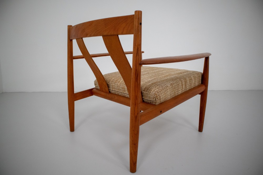 Grete Jalk Teak Scandinavian Modern Lounge Chair for France & Søn 1960s