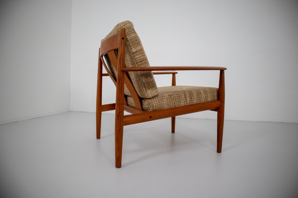 Grete Jalk Teak Scandinavian Modern Lounge Chair for France & Søn 1960s