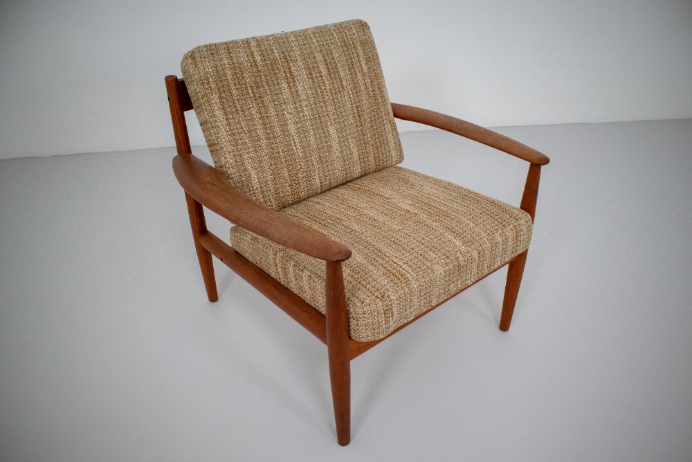 Grete Jalk Teak Scandinavian Modern Lounge Chair for France & Søn 1960s