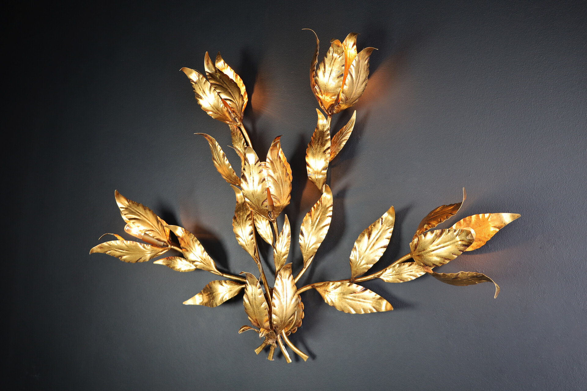 Hollywood regency Monumental Hans Kogl Leaf Wall Sconce, Geramny 1970's Late-20th century