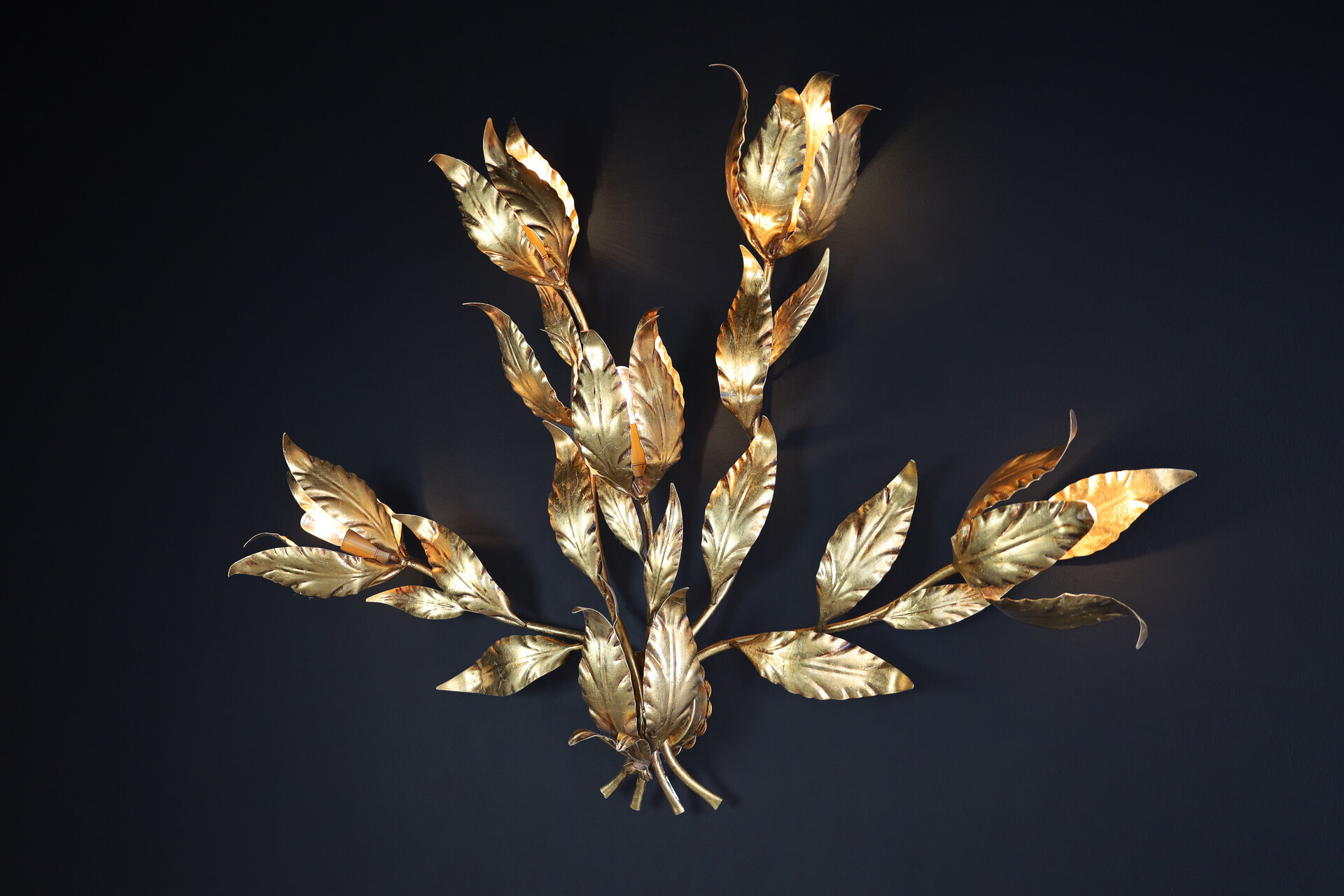 Hollywood regency Monumental Hans Kogl Leaf Wall Sconce, Geramny 1970's Late-20th century
