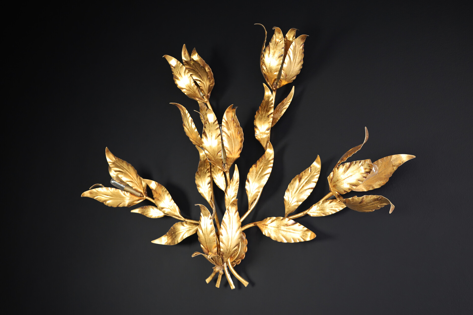 Hollywood regency Monumental Hans Kogl Leaf Wall Sconce, Geramny 1970's Late-20th century