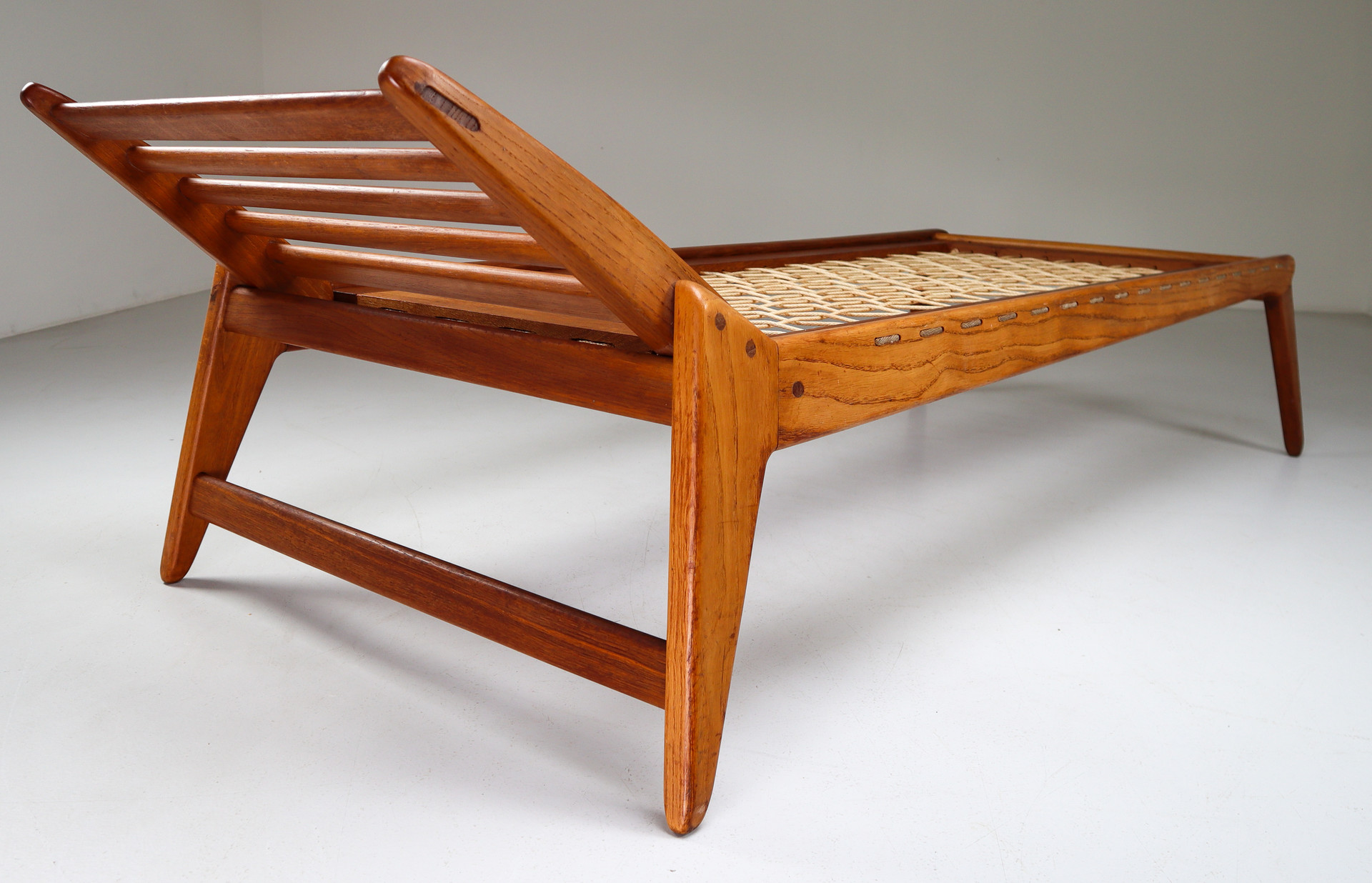 Hunting daybed in solid oak Germany 1950s Mid-20th century