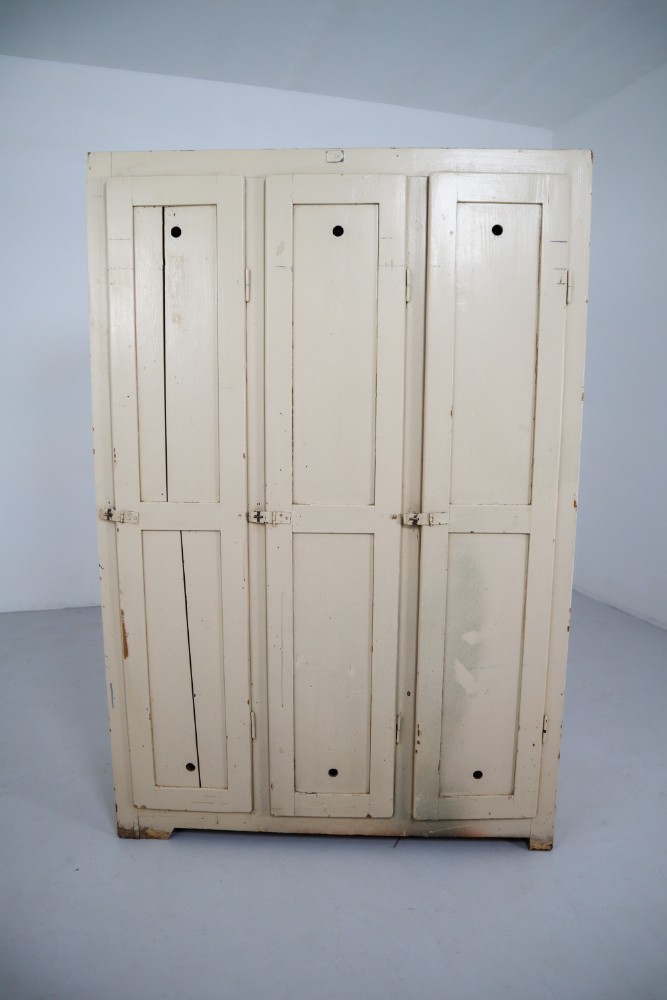 Industrial 3 doors painted locker Germany 1950s Mid-20th century