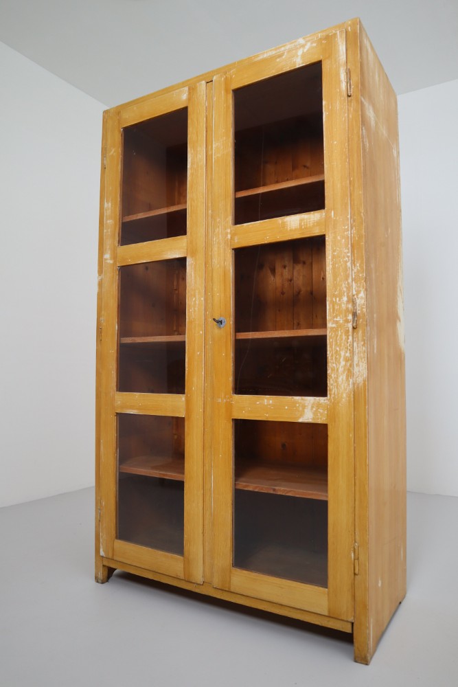 Industrial Large French Midcentury Eight Glazed Doors Display Cabinet in Original Paint Mid-20th century