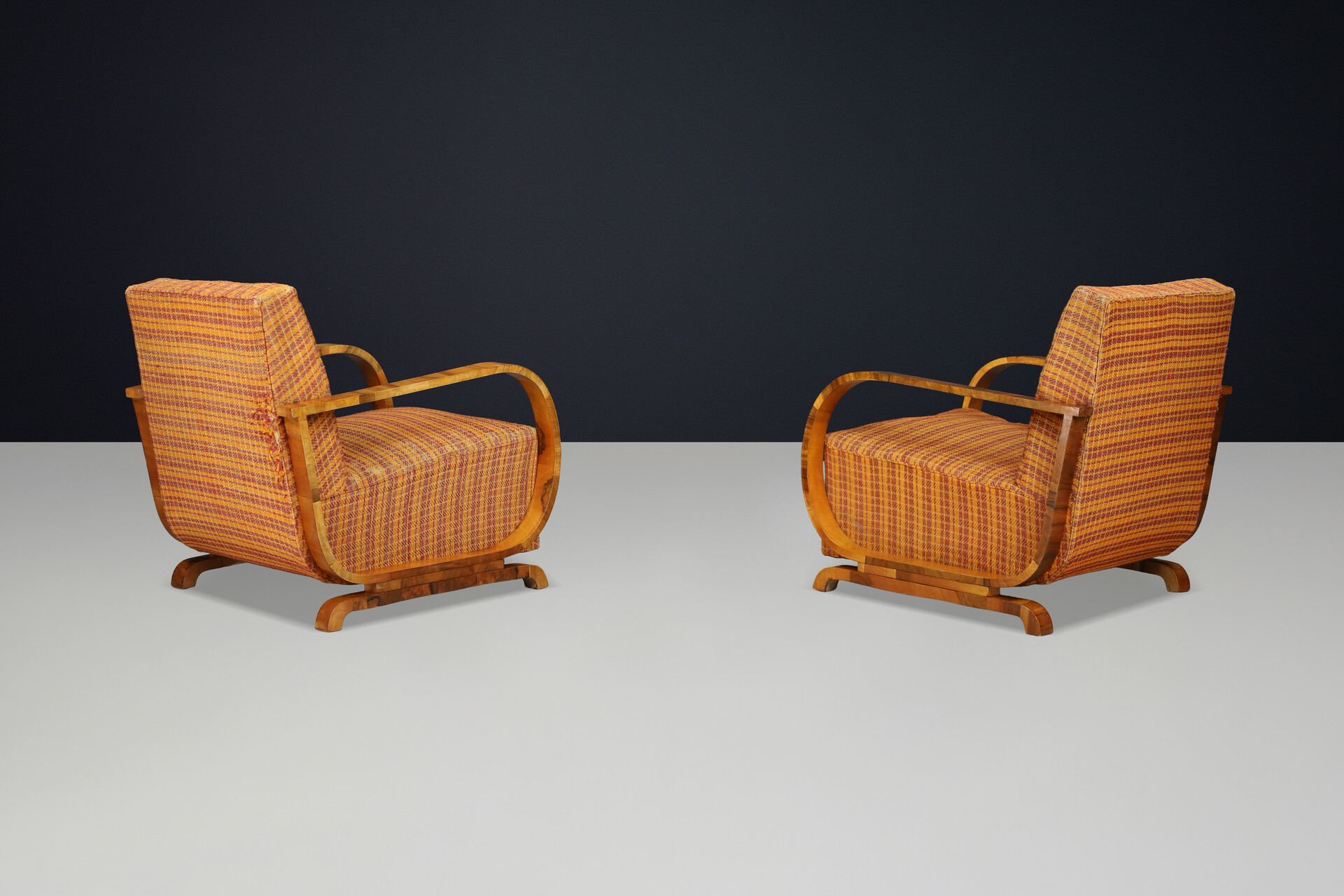 Italian Art Deco Walnut Armchairs with Curved Frames, Italy 1930s Early-20th century