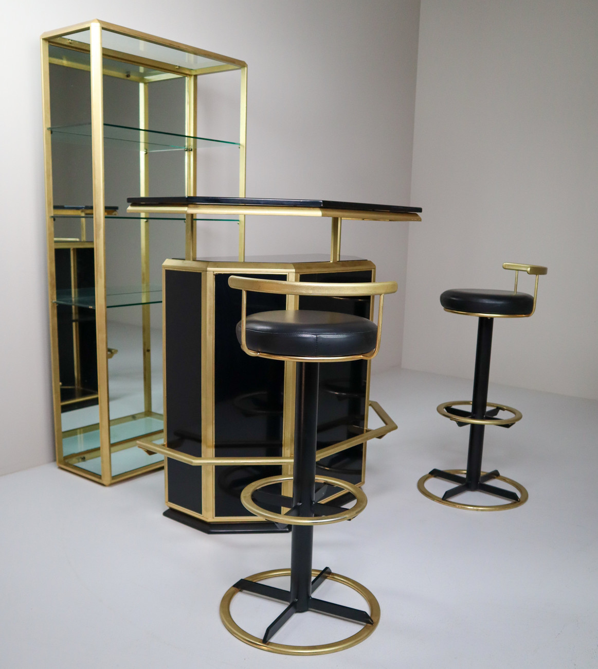 Italian House bar, 2 x stools and liquor display 1970s Late-20th century