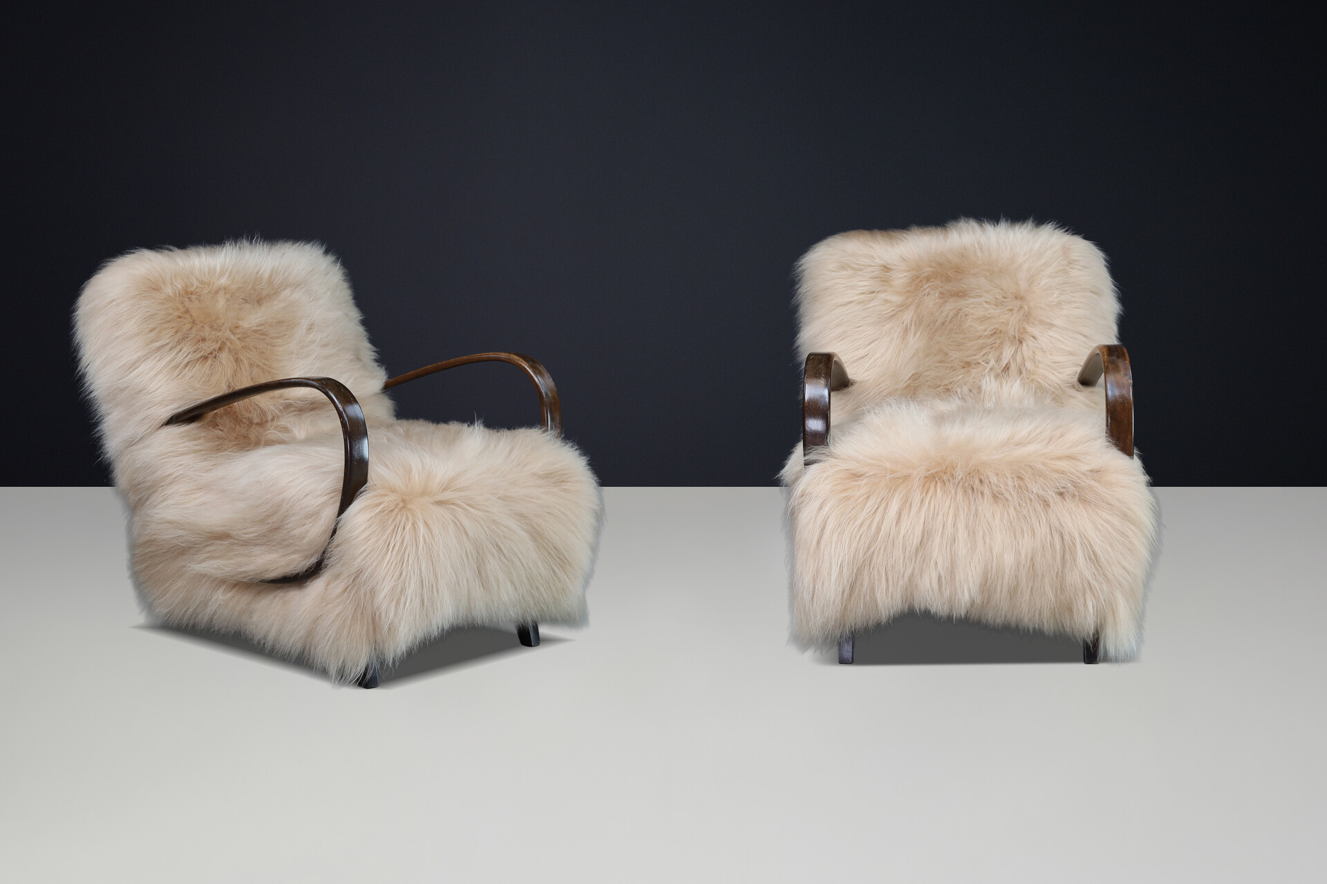 Jindřich Halabala Lounge Chairs in Icelandic Sheepskin, Sculptural CZ 1940s Mid-20th century