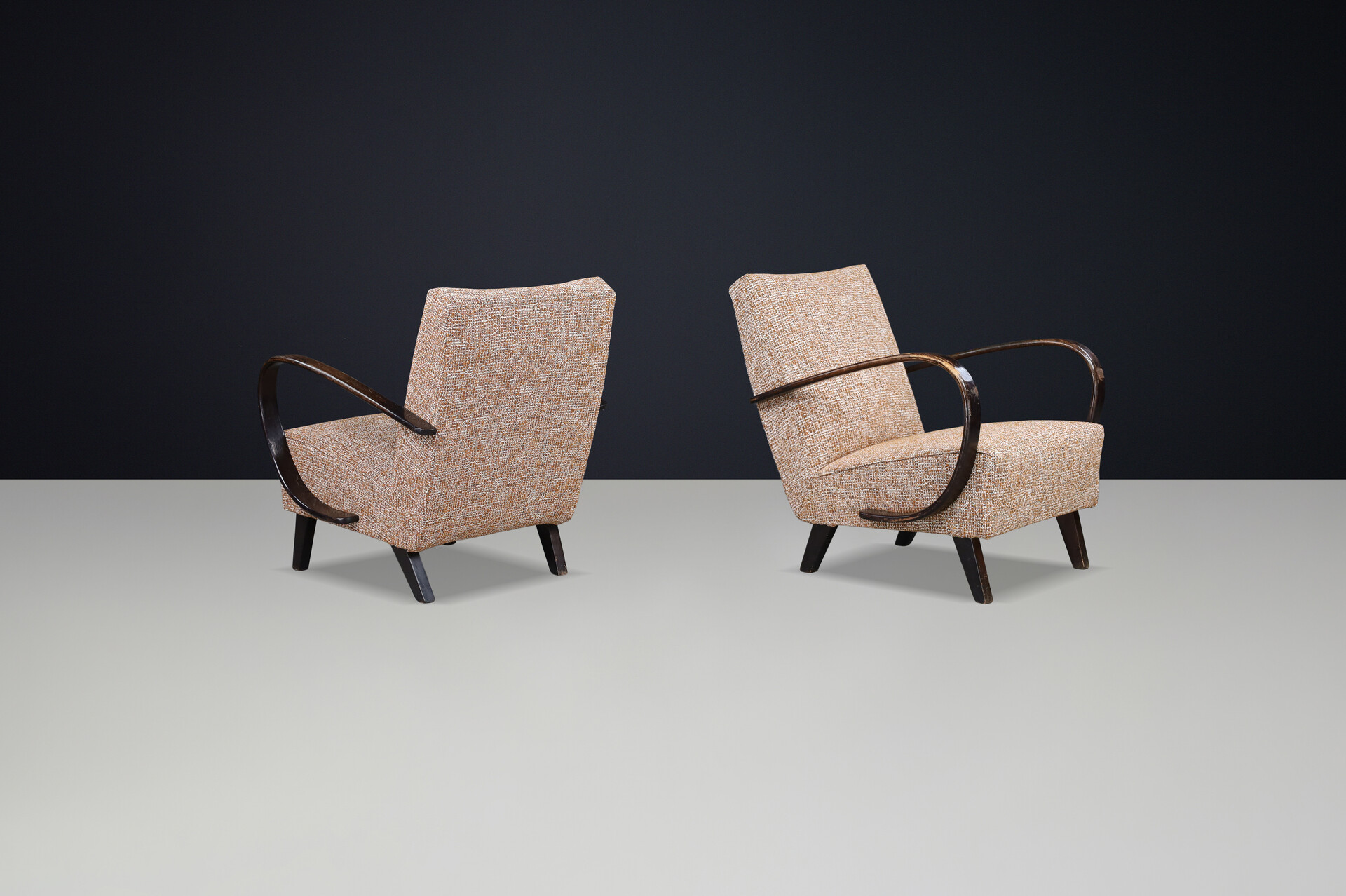 Jindřich Halabala Re-Upholstered Bentwood Lounge Chairs, 1940s Czech Republic Mid-20th century